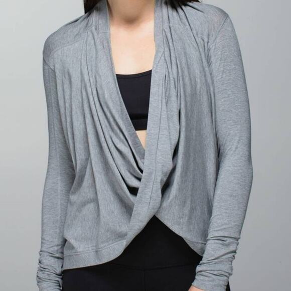 Lululemon Heather Gray Iconic Wrap Sweatshirt Medium EUC - Picture 5 of 11